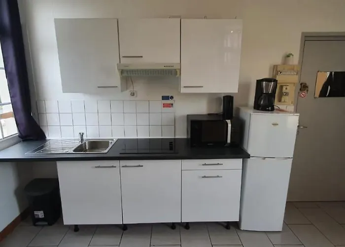 F2 Avec Terasse Sud Ouest Apartmán